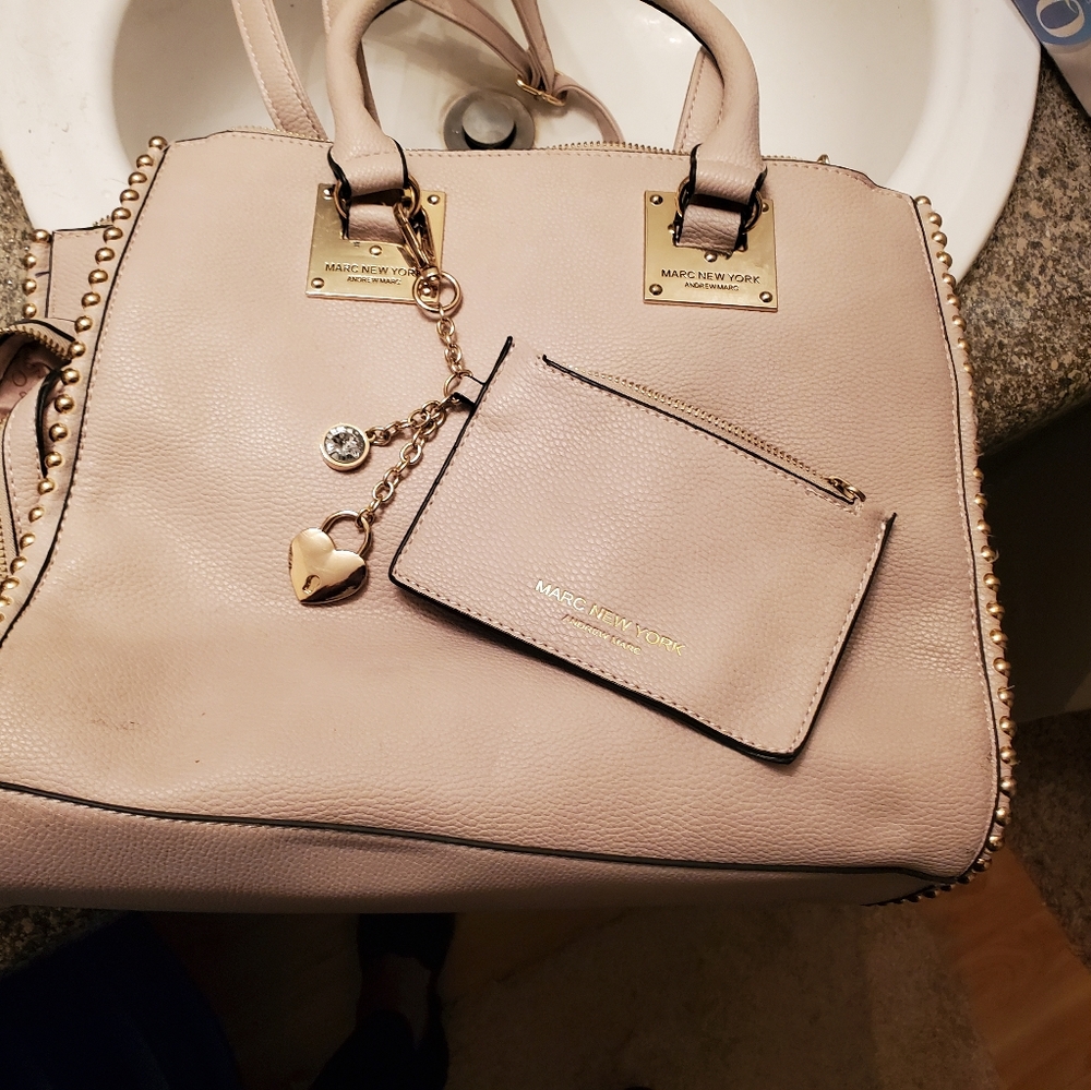 New York purse and wallet